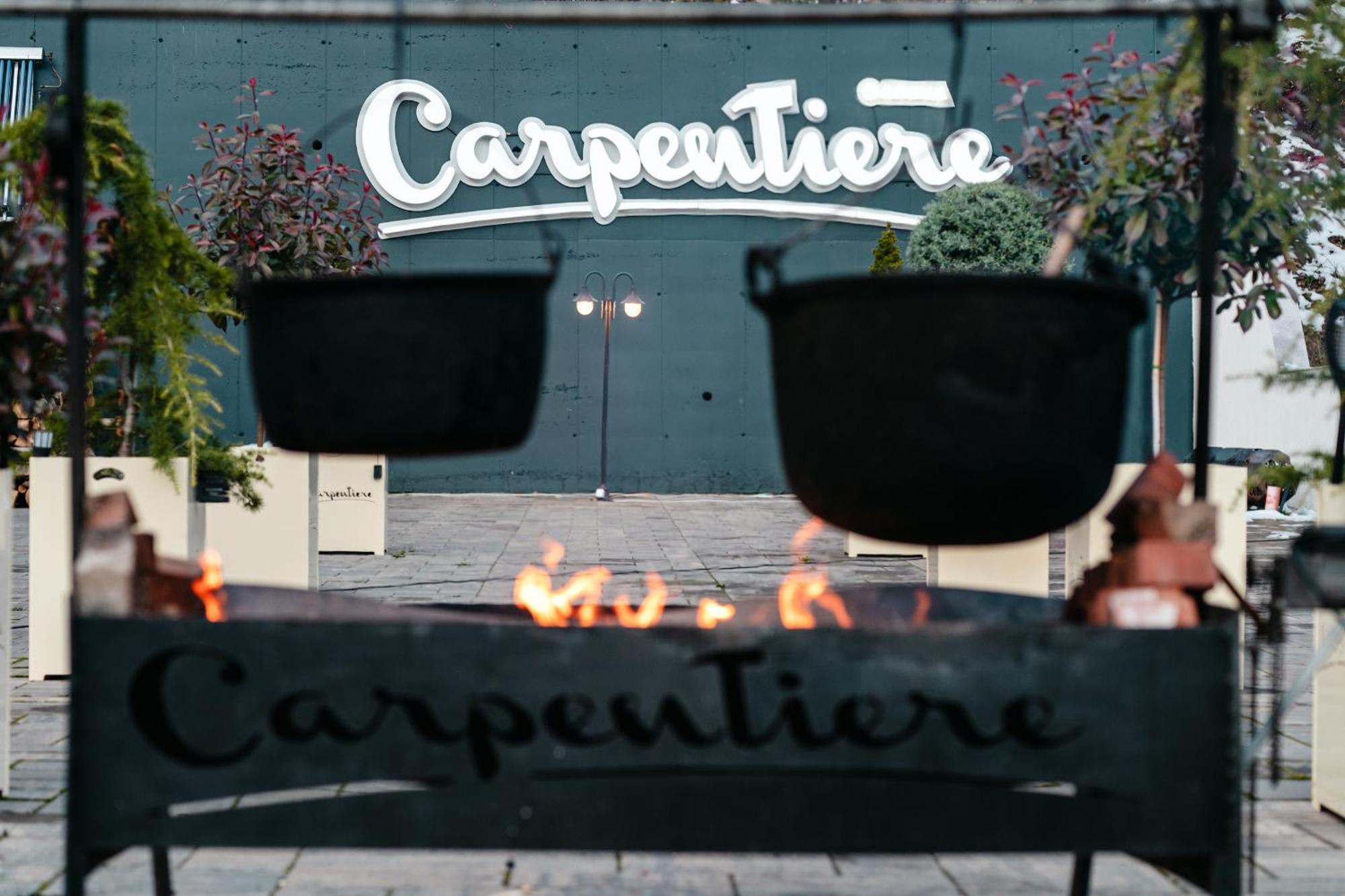 Carpentiere Arena Hotel Rasinari Ngoại thất bức ảnh