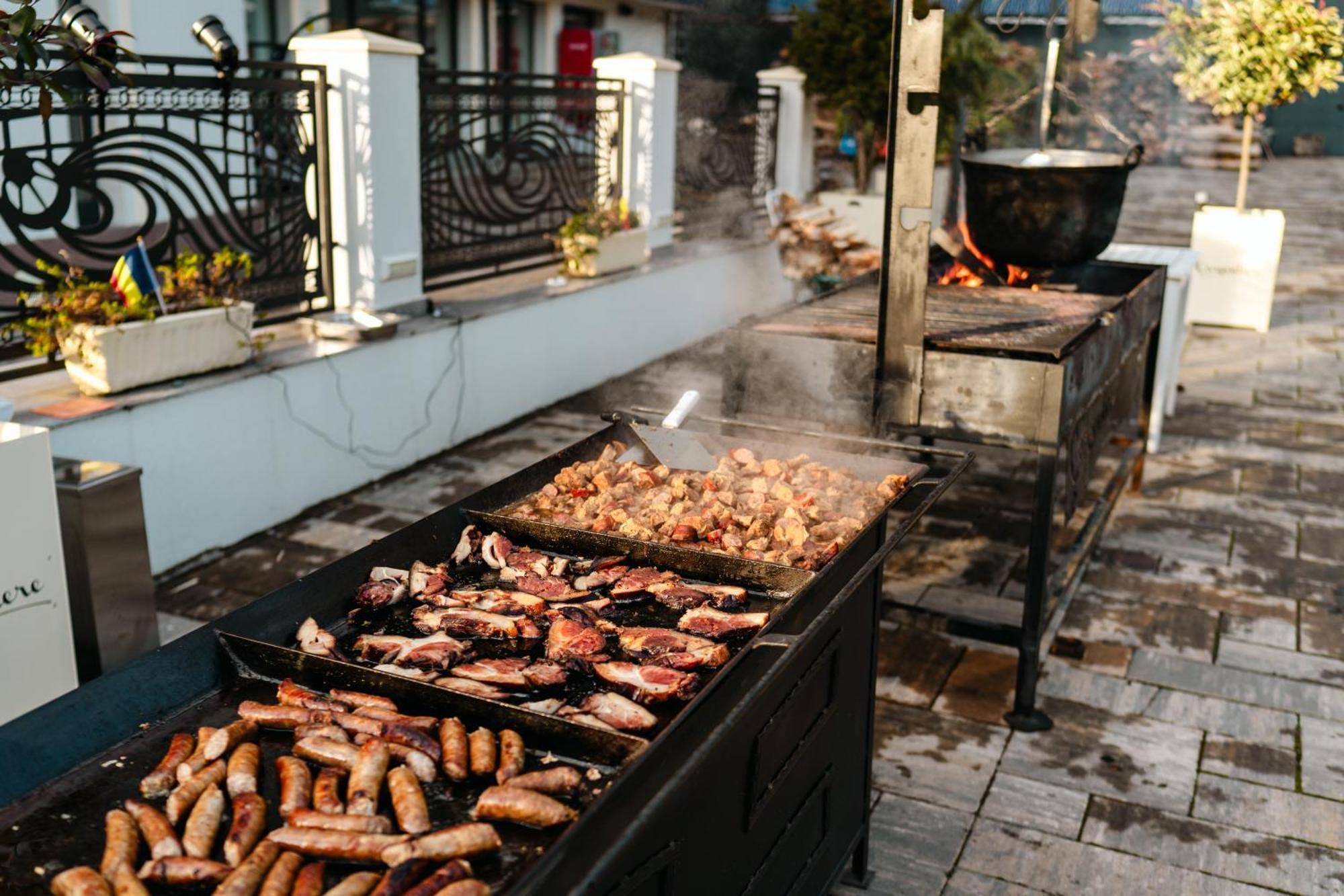 Carpentiere Arena Hotel Rasinari Ngoại thất bức ảnh