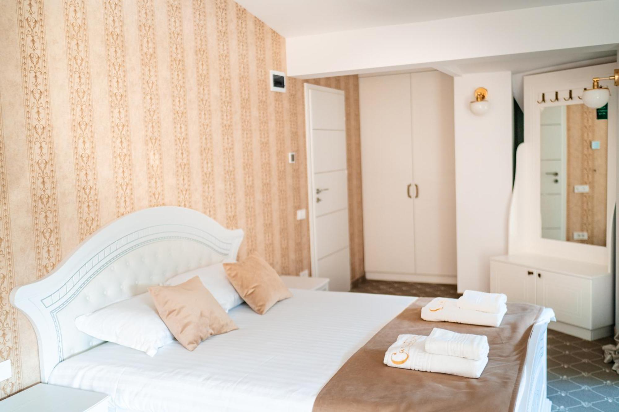 Carpentiere Arena Hotel Rasinari Ngoại thất bức ảnh