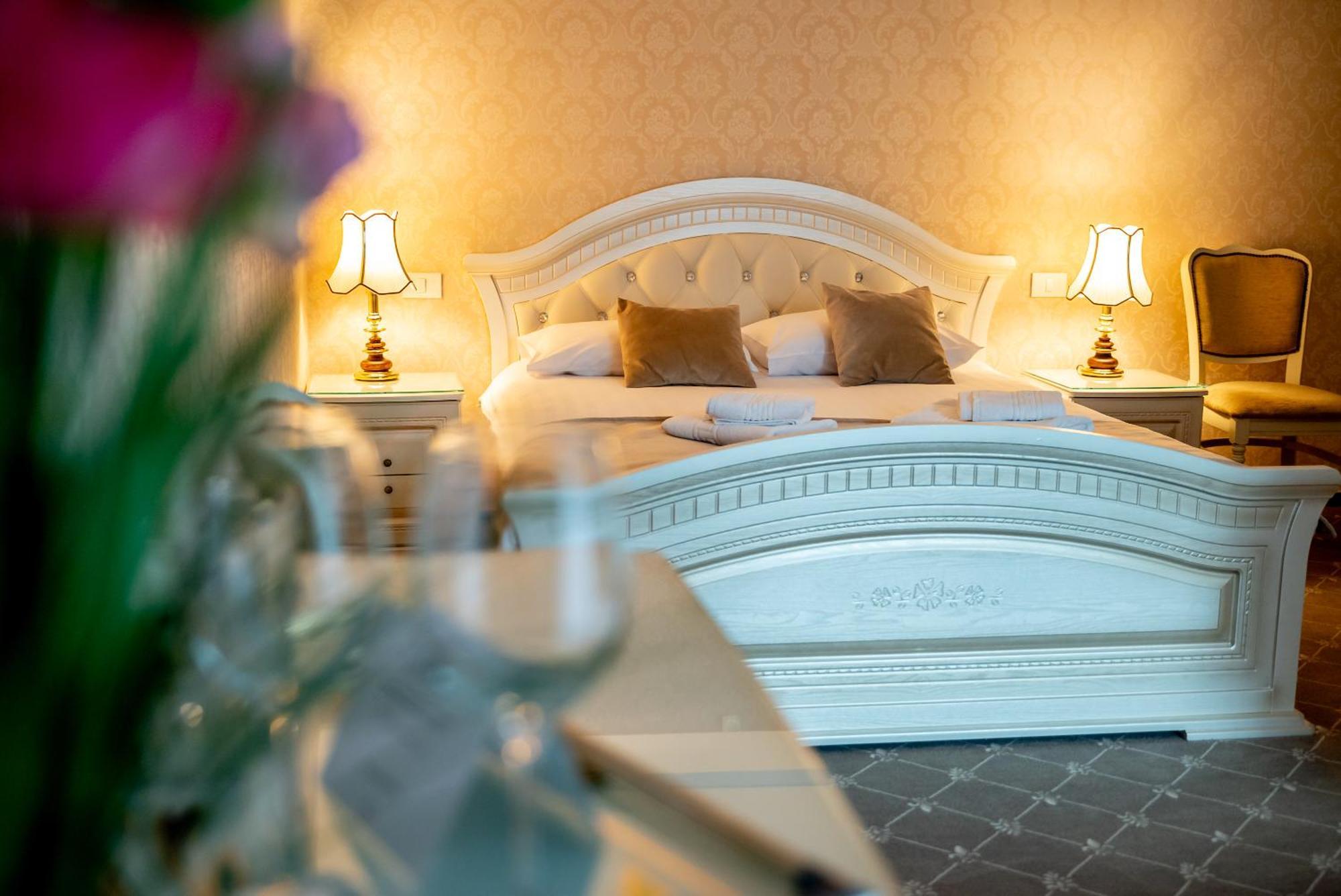 Carpentiere Arena Hotel Rasinari Ngoại thất bức ảnh