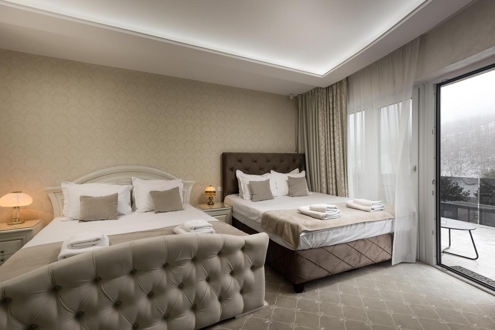 Carpentiere Arena Hotel Rasinari Ngoại thất bức ảnh
