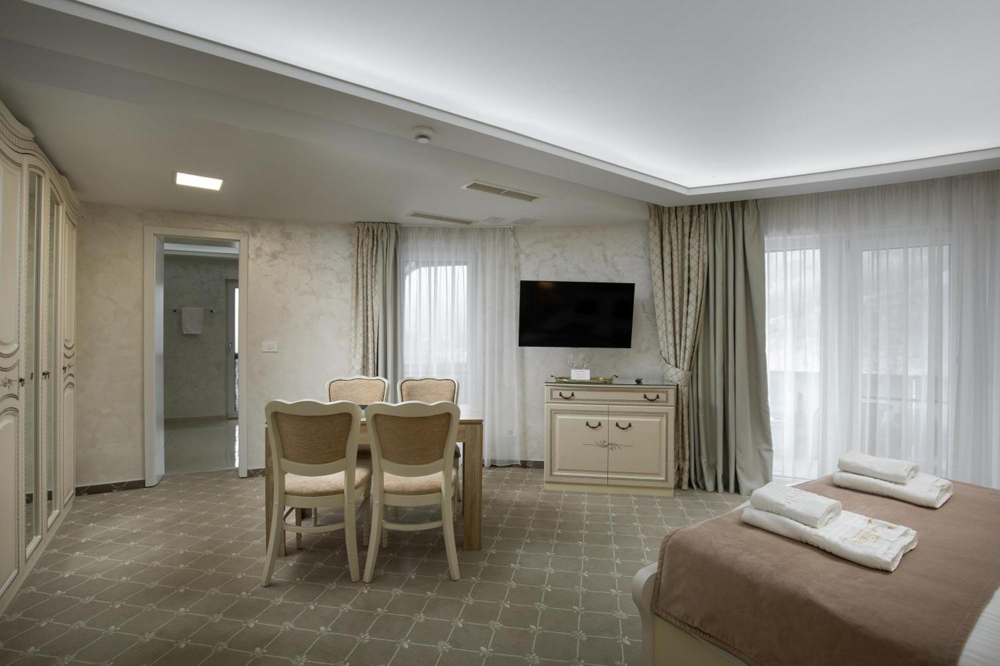 Carpentiere Arena Hotel Rasinari Ngoại thất bức ảnh